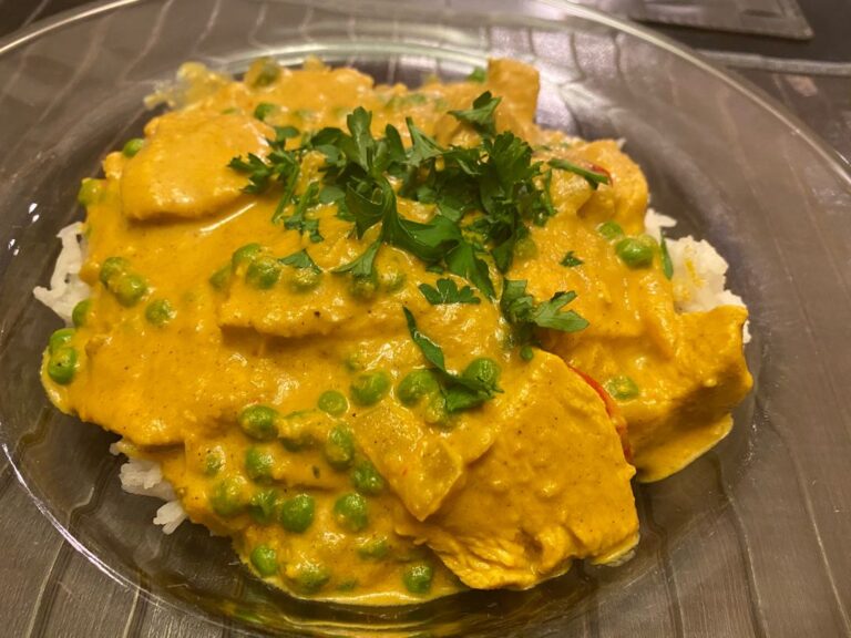 “Creamy Delight: Irresistible Homemade Chicken Korma Recipe!”