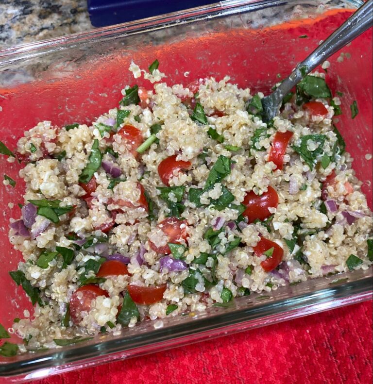 “Wholesome Bliss in a Bowl: Effortless Quinoa Salad with Avocado and Feta”