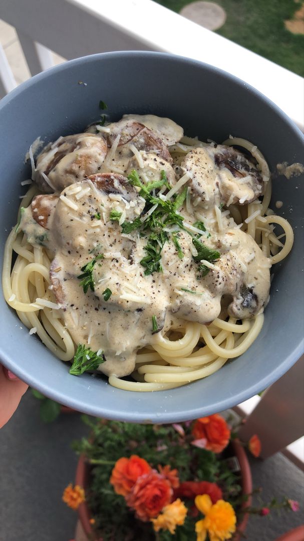 Luscious Indulgence: Creamy Mushroom Pasta Perfection Unveiled!