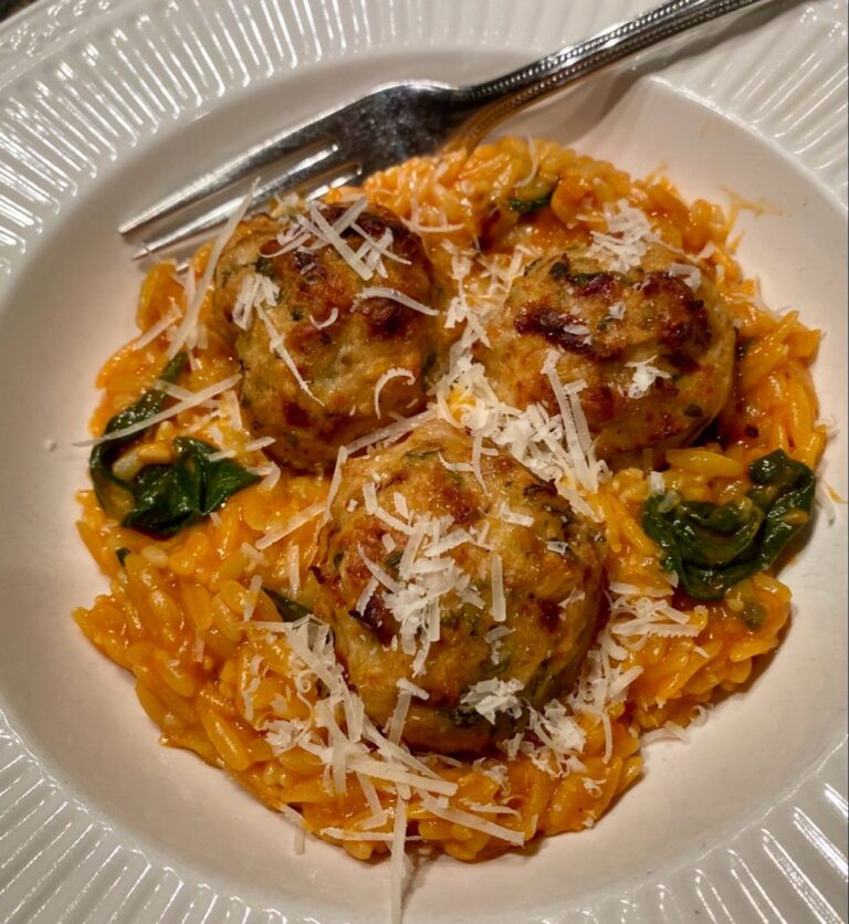 Baked Rosemary Chicken Meatballs with Tomato Orzo: A Culinary Symphony of Flavors!