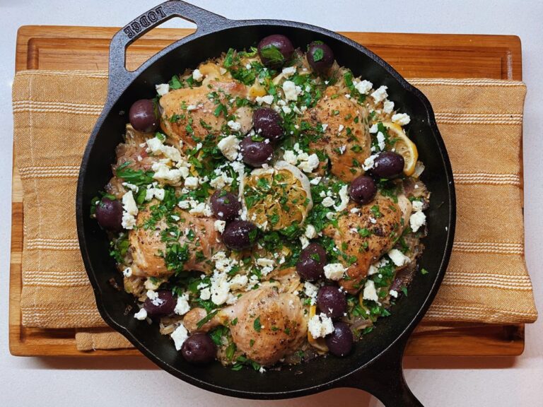 Greek Lemon Chicken Rice: A Zesty One-Pan Feast with Roast Garlic Elegance