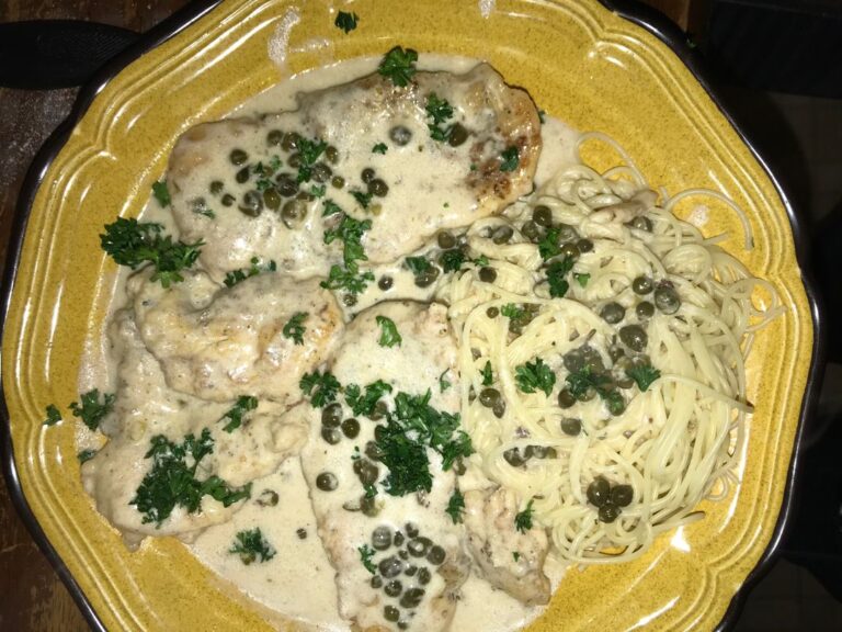 “Lemon Chicken Piccata Magic: A Quick and Luscious Pasta Delight!”