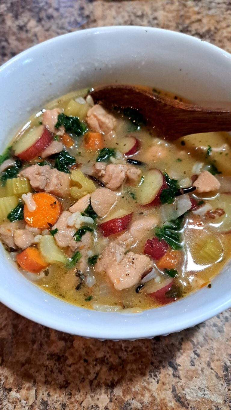 “Creamy Sweet Potato, Kale, and Wild Rice Soup: A Comforting Bowl of Goodness!”