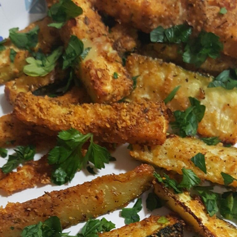 Crispy Baked Parmesan Zucchini Fries: Your New Favorite Healthy Snack!”