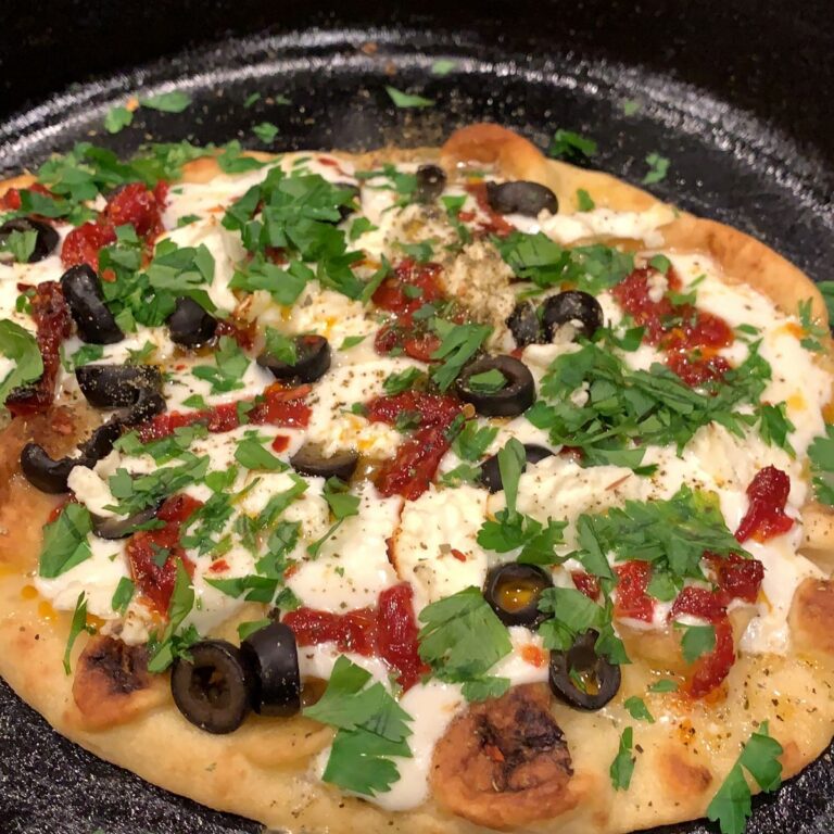 Homemade Mediterranean Flatbread: A Flavorful Journey on Every Slice!