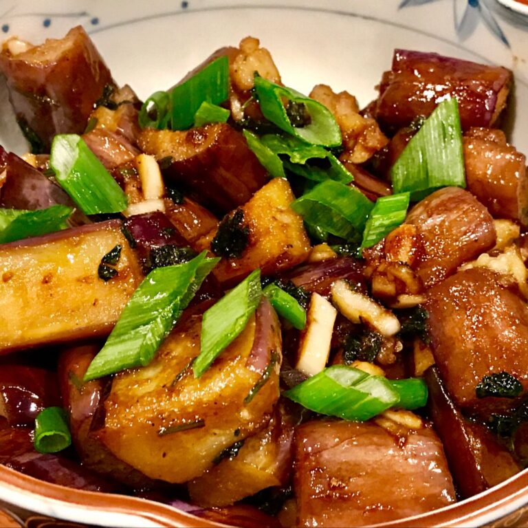 Savor the Flavor: Chinese Eggplant with Garlic Sauce