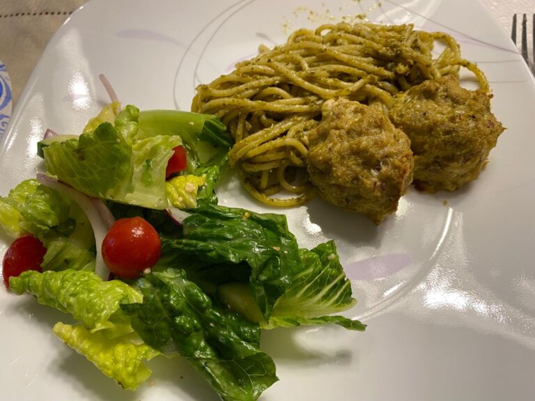 Delicious Chicken Pesto Meatballs