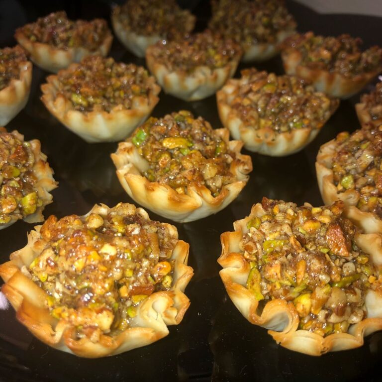 Irresistible Baklava Cups: Bite-Sized Bliss in Every Crunch!