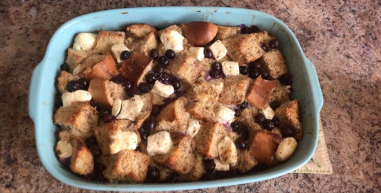 Indulgent Blueberry and Cream Cheese French Toast Casserole: A Breakfast Delight!