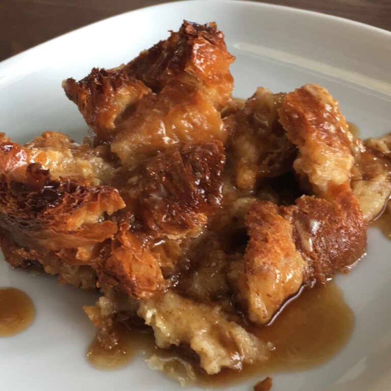 Indulgent Croissant Bread Pudding: A Decadent Twist on a Classic Dessert