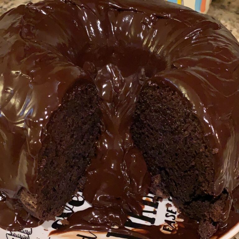 Decadent Chocolate Brownie Cake: A Dessert Lover’s Dream