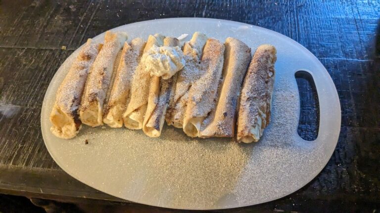 Keto Crispy Cream Cheese Roll-Ups: A Sweet Low-Carb Treat