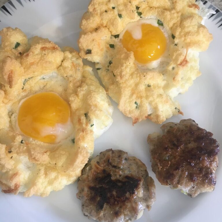 Fluffy Eggs in Clouds: A Whimsical Breakfast Delight