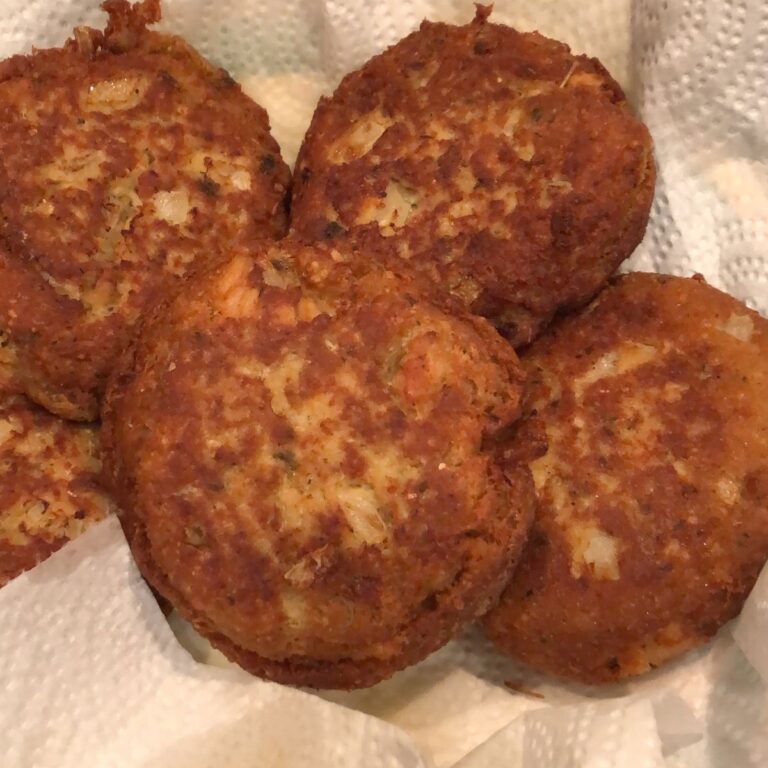 Crispy and Delicious Easy Salmon Patties