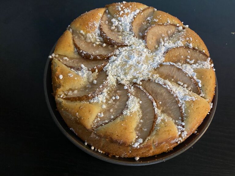 Fresh Ginger and Pear Cake